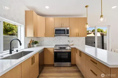 822 B S Sullivan Street, Seattle, WA 98108 - Photo 6