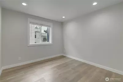 3022 63rd Avenue SW #302, Seattle, WA 98116 - Photo 24