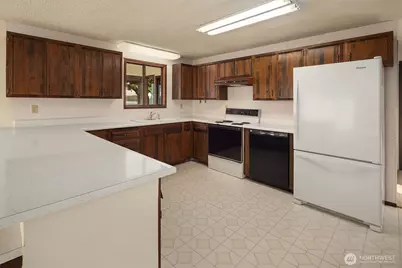 1156 S West Camano Drive, Camano Island, WA 98282 - Photo 14