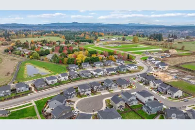 8842 N 3rd Circle, Ridgefield, WA 98642 - Photo 2