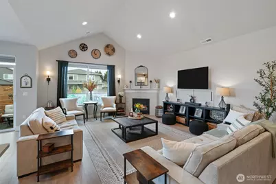 8842 N 3rd Circle, Ridgefield, WA 98642 - Photo 4