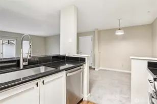 12303 Harbour Pointe Blvd, Mukilteo, WA 98275 - Photo 12