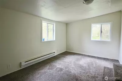 4710 Cleveland Avenue SE, Tumwater, WA 98501 - Photo 6