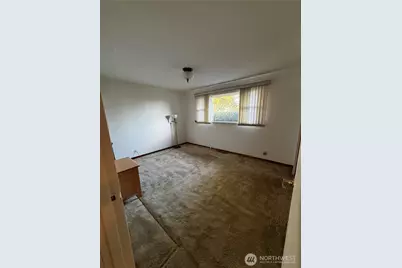 2105 100th Avenue NE, Bellevue, WA 98004 - Photo 22