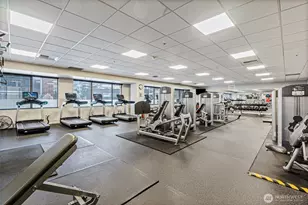 900 Lenora St, Seattle, WA 98121 - Photo 26