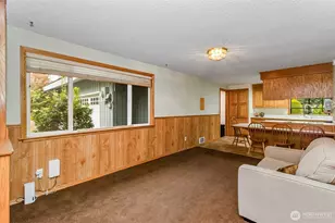 15729 Larch Way, Lynnwood, WA 98087 - Photo 2