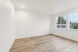 24327 13 Ave SE, Bothell, WA 98021 - Photo 8