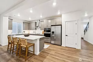 24233 13 Ave SE, Bothell, WA 98021 - Photo 6