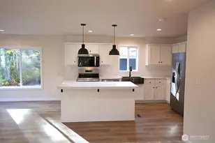 50 E Lookout Ct, Grapeview, WA 98546 - Photo 10