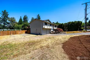6808 NE 165th St, Kenmore, WA 98028 - Photo 26