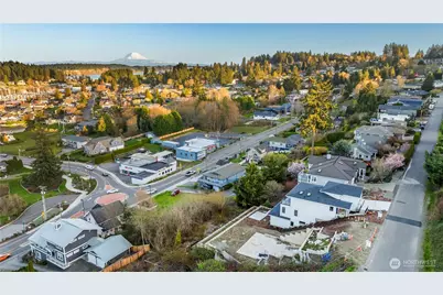 8307 Bayridge Avenue, Gig Harbor, WA 98332 - Photo 36