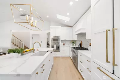 8307 Bayridge Avenue, Gig Harbor, WA 98332 - Photo 8