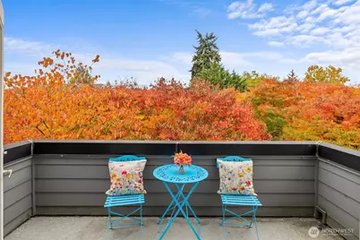 6015 Lanham Place SW, Seattle, WA 98126 - Photo 20