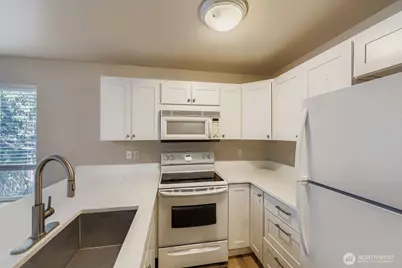 17815 149th Street SE #14, Monroe, WA 98272 - Photo 6