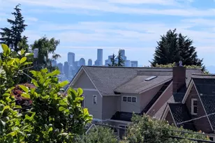 2650 W Newton St, Seattle, WA 98199 - Photo 4