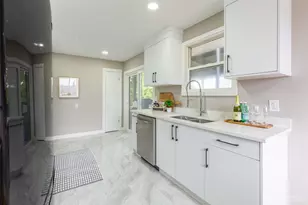 14725 57th Ave S, Tukwila, WA 98168 - Photo 10