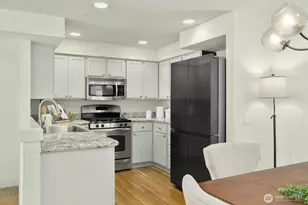 5233 Russell Ave NW, Seattle, WA 98107 - Photo 2