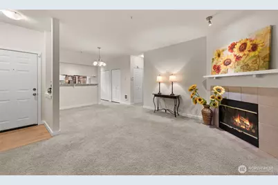 18930 Bothell Everett Hwy #D203, Bothell, WA 98012 - Photo 4