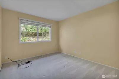 19225 SE 25th St, Sammamish, WA 98075 - Photo 24