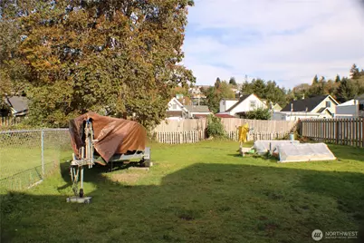 315 Eklund Avenue, Hoquiam, WA 98550 - Photo 6