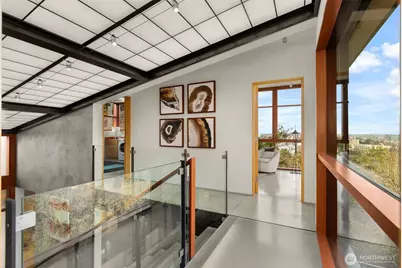 1527 E Howe Street, Seattle, WA 98112 - Photo 26