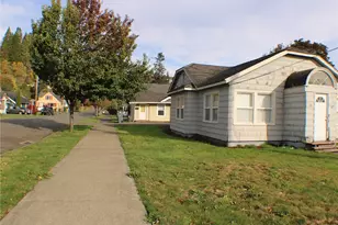 301 Eklund Ave, Hoquiam, WA 98550 - Photo 4