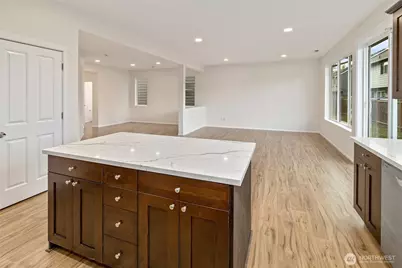 8117 175th Street Ct E, Puyallup, WA 98375 - Photo 12