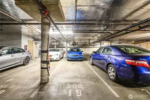 566 Prospect St, Seattle, WA 98109 - Photo 14