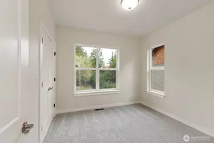 381 Rainier Ln, Port Ludlow, WA 98365 - Photo 22