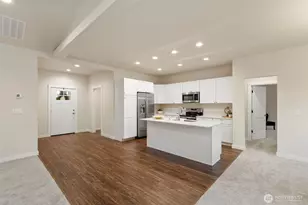 381 Rainier Ln, Port Ludlow, WA 98365 - Photo 12