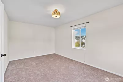 1105 Sigafoos Avenue NW, Orting, WA 98360 - Photo 16