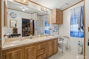 549 NE Criscola Ave, College Place, WA 99324 - Photo 22