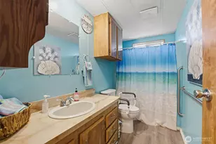 549 NE Criscola Ave, College Place, WA 99324 - Photo 26