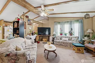 549 NE Criscola Ave, College Place, WA 99324 - Photo 10