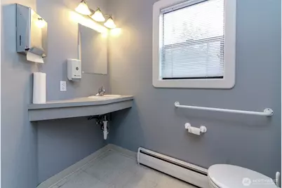 1715 Meridian Avenue E, Edgewood, WA 98371 - Photo 22