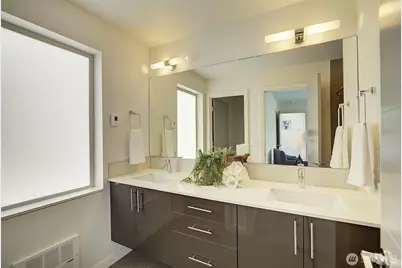 1617 S Weller Street, Seattle, WA 98144 - Photo 10