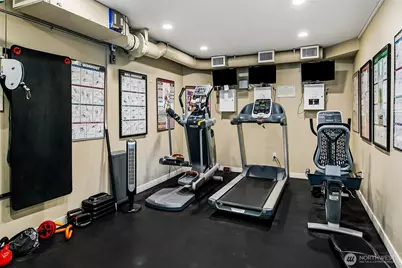 275 W Roy Street #119, Seattle, WA 98119 - Photo 18