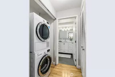 275 W Roy Street #119, Seattle, WA 98119 - Photo 14