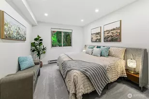 275 W Roy St, Seattle, WA 98119 - Photo 12