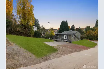 702 S Director Street, Seattle, WA 98108 - Photo 6