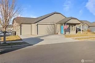 1336 E Egeland Dr, Moses Lake, WA 99156 - Photo 2