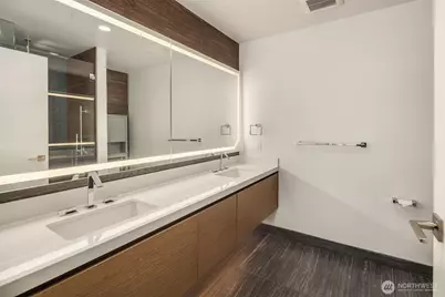 188 Bellevue Way NE #707, Bellevue, WA 98004 - Photo 20