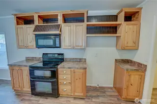 300 Park Ave, Buckley, WA 98321 - Photo 8