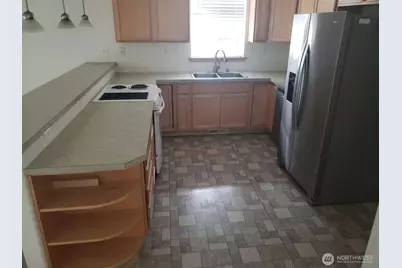 4538 NE 20th Way, Olympia, WA 98516 - Photo 4