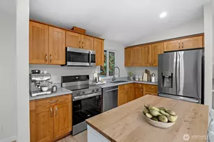 2400 177th St SE, Bothell, WA 98012 - Photo 8