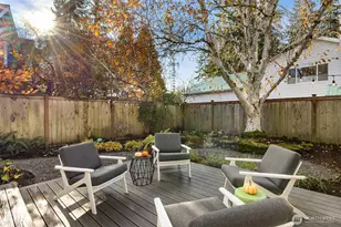 171 Wallace Way NE, Bainbridge Island, WA 98110 - Photo 32