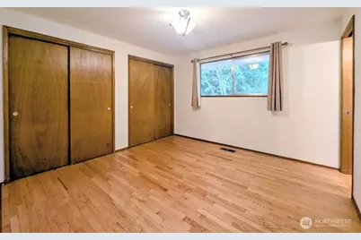 17253 44th Avenue NE, Lake Forest Park, WA 98155 - Photo 16