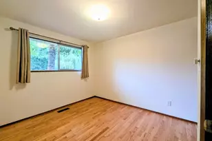 17253 44th Ave NE, Lake Forest Park, WA 98155 - Photo 14