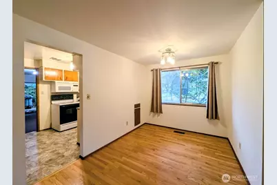 17253 44th Avenue NE, Lake Forest Park, WA 98155 - Photo 6