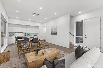 1114 26th Avenue #D, Seattle, WA 98122 - Photo 4